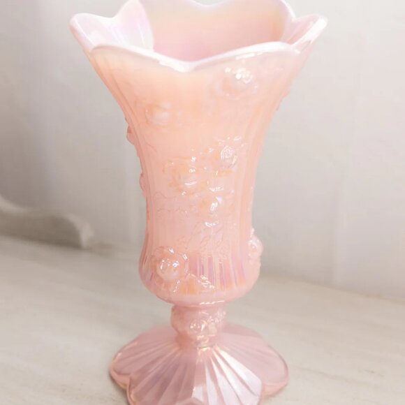 Vintage Fenton Pink Iridescent Glass Rose Floral Footed Vase - Picture 2 of 9